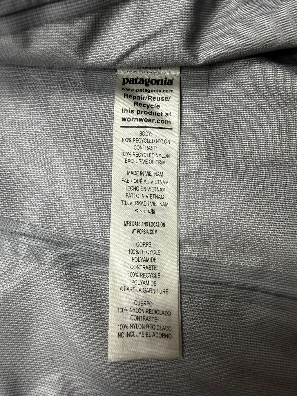 Patagonia Torrentshell 3L Regenjacke M - Frauen (#0908)